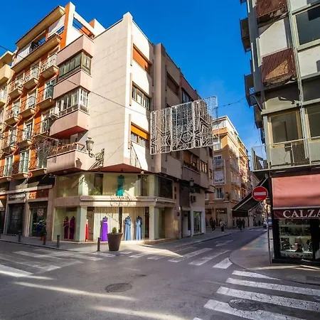 Authentic Alicante: Central Flat Near The Beach *